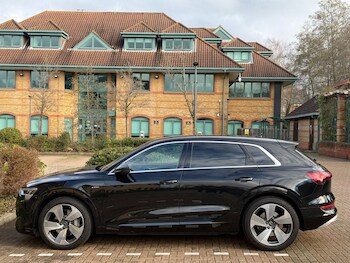 Used Audi e-tron 2022 for sale - 77249882: Photo