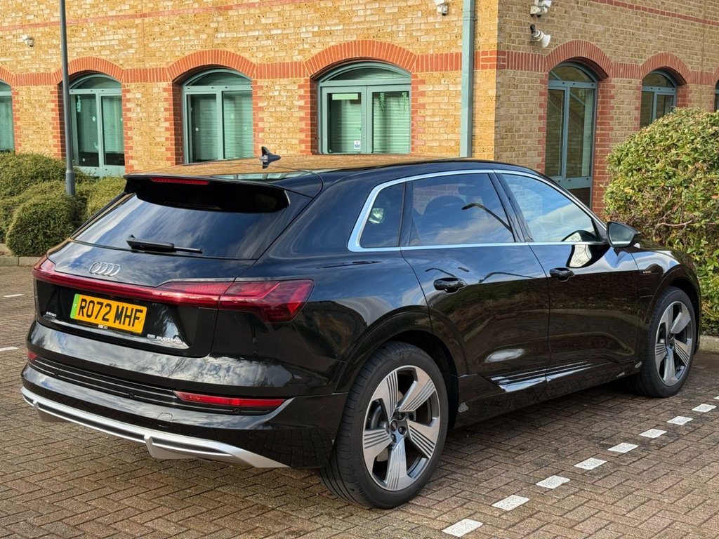 Used Audi e-tron 2022 for sale - 77249882: Photo 7