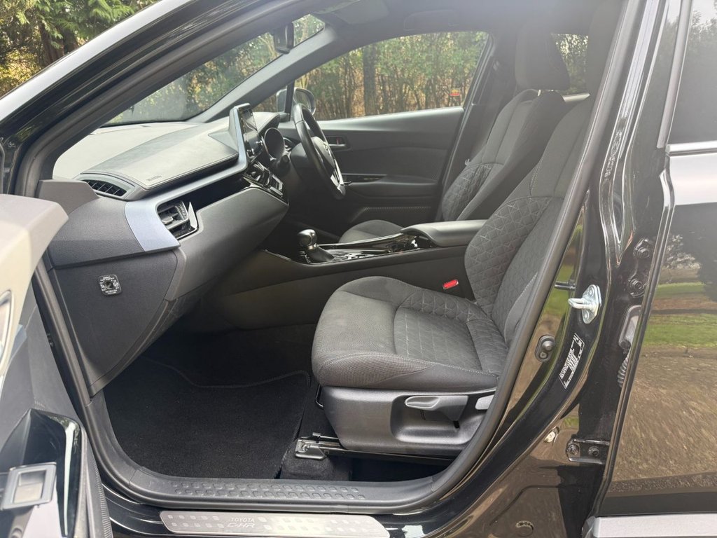 Used Toyota C-HR 2021 for sale - 77609249: Photo 14