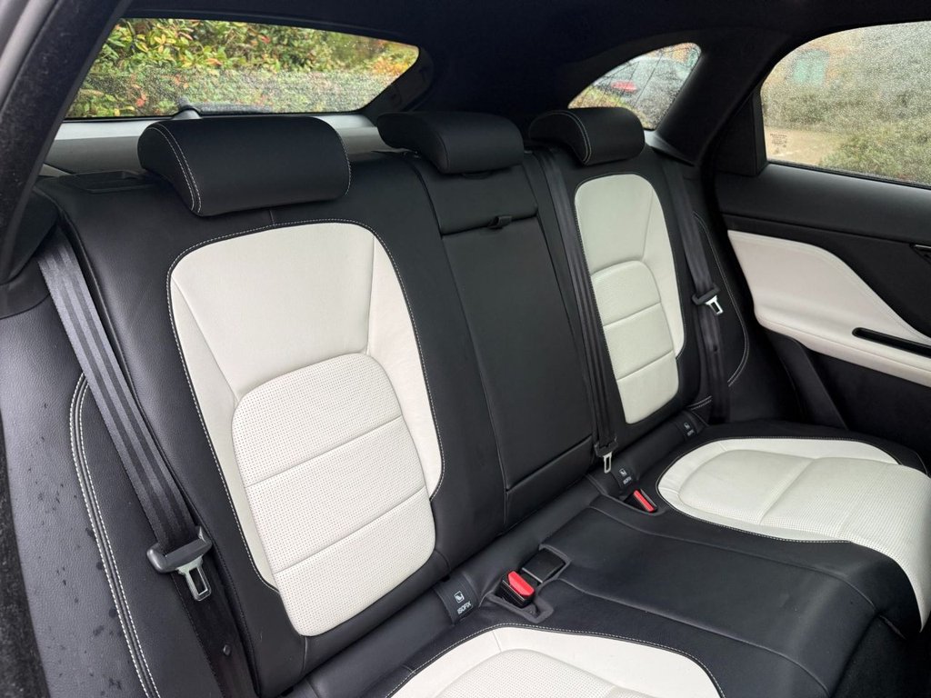 Used Jaguar F-Pace 2017 for sale - 76582889: Photo 24