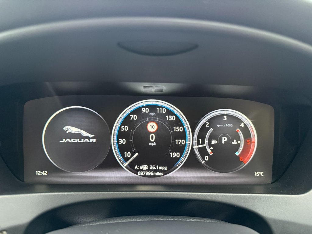 Used Jaguar F-Pace 2017 for sale - 76582889: Photo 41