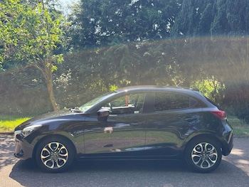 Used Mazda Mazda2 2015 for sale - 78738405: Photo