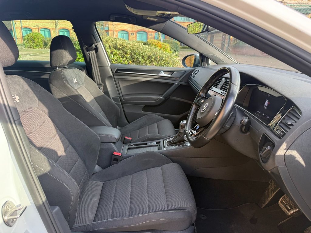 Used Volkswagen Golf 2020 for sale - 76941590: Photo 12