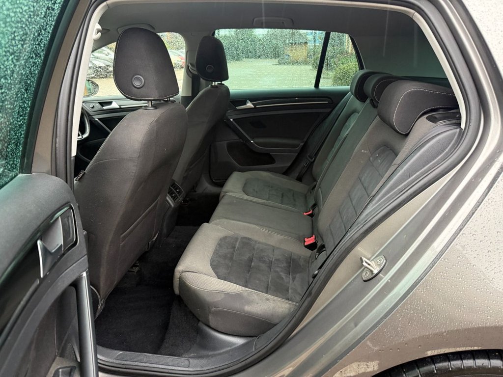 Used Volkswagen Golf 2014 for sale - 77140134: Photo 23