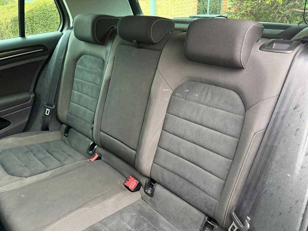 Used Volkswagen Golf 2014 for sale - 77140134: Photo 26