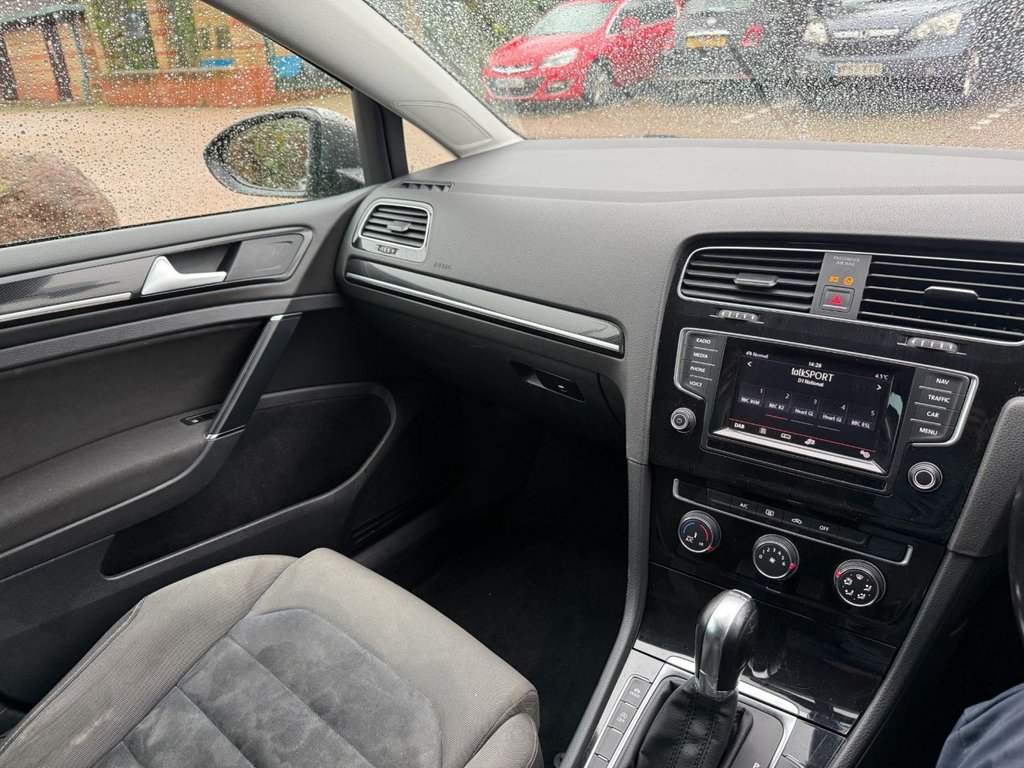 Used Volkswagen Golf 2014 for sale - 77140134: Photo 30