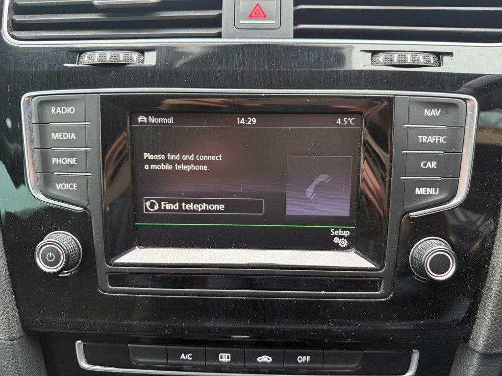 Used Volkswagen Golf 2014 for sale - 77140134: Photo 33