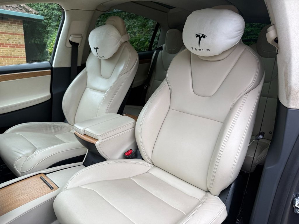 Used Tesla Model X 2019 for sale - 76986352: Photo 18