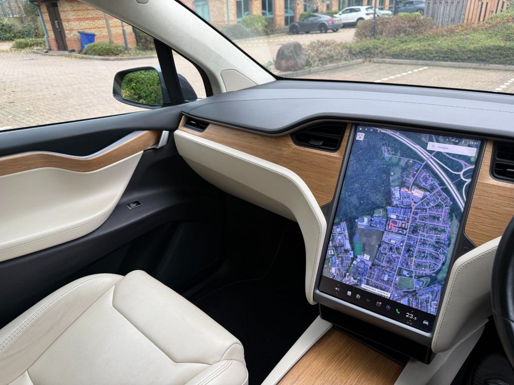 Used Tesla Model X 2019 for sale - 76986352: Photo 30