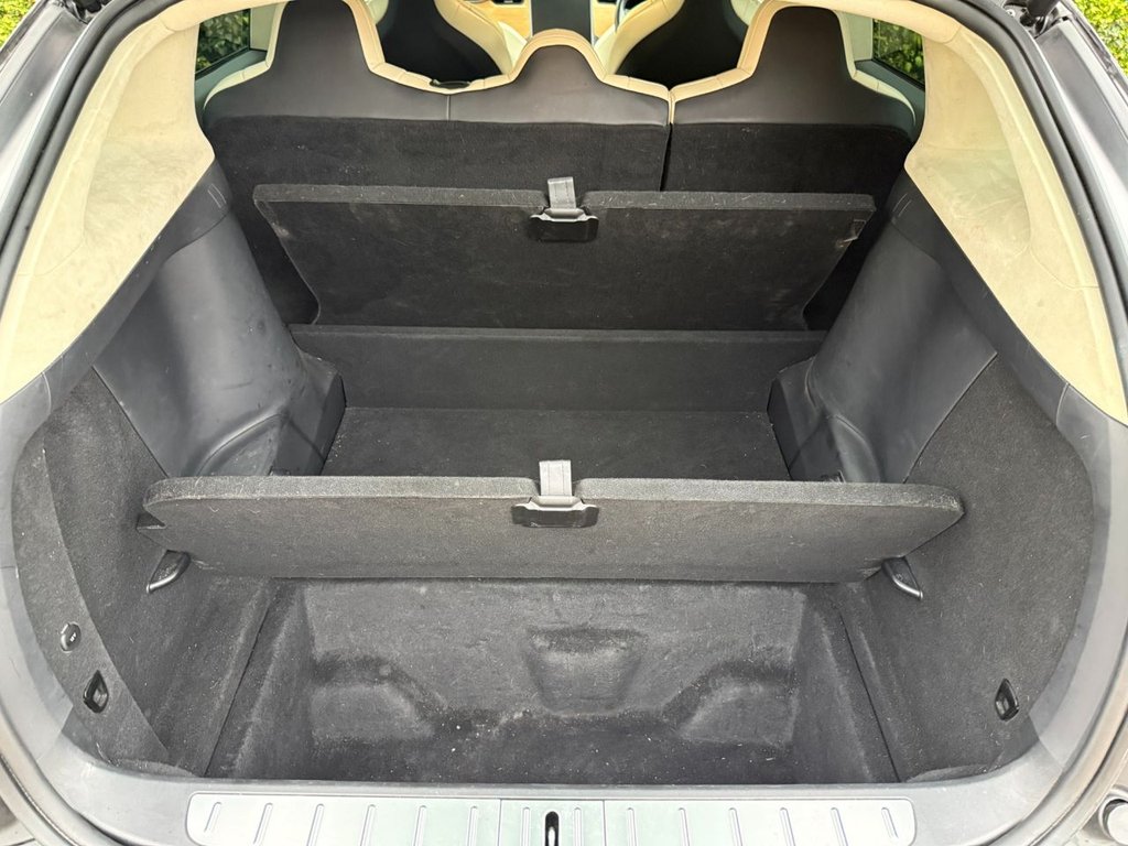 Used Tesla Model X 2019 for sale - 76986352: Photo 44