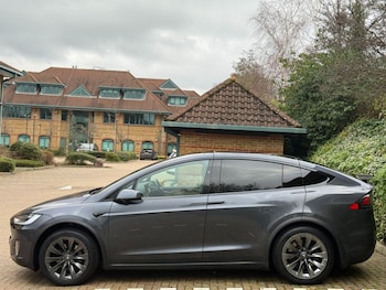 Used Tesla Model X 2019 for sale - 76986352: Photo