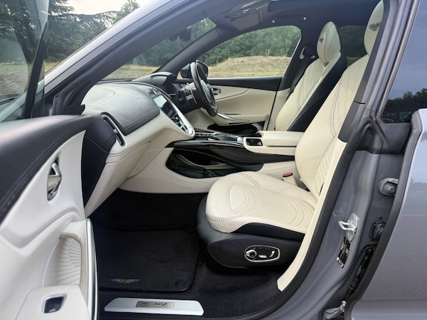 Used Aston Martin DBX 2022 for sale - 75553998: Photo 19