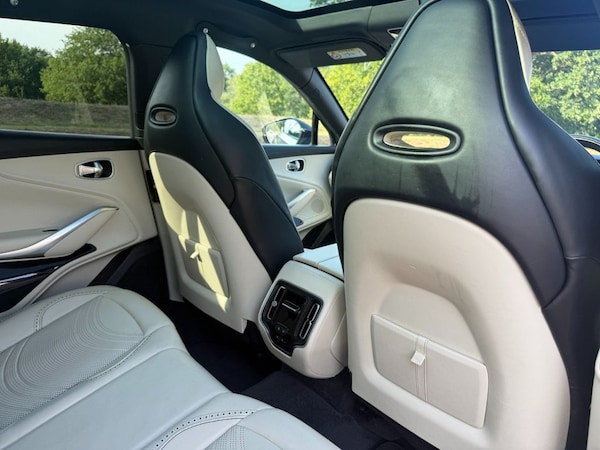 Used Aston Martin DBX 2022 for sale - 75553998: Photo 29