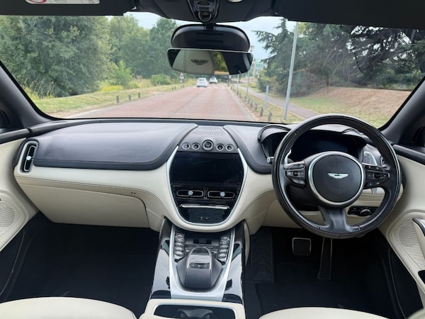 Used Aston Martin DBX 2022 for sale - 75553998: Photo 40