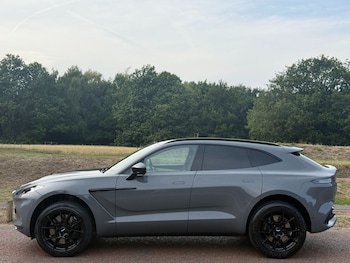 Used Aston Martin DBX 2022 for sale - 75553998: Photo