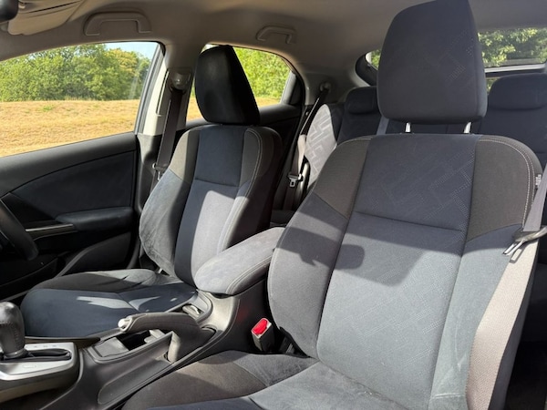 Used Honda Civic 2015 for sale - 75111015: Photo 18