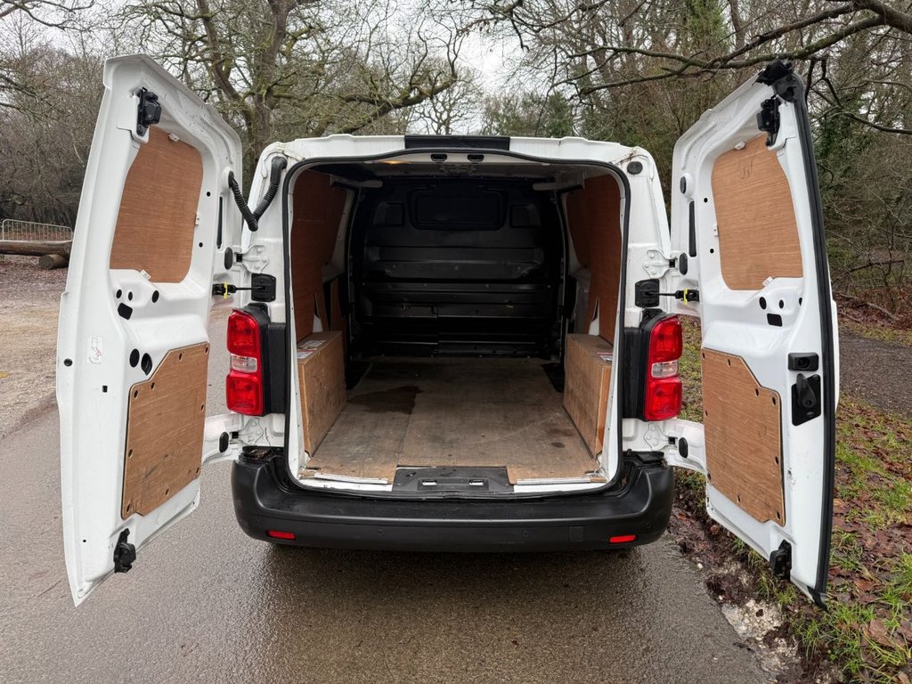 Used Peugeot Expert 2022 for sale - 77394676: Photo 39