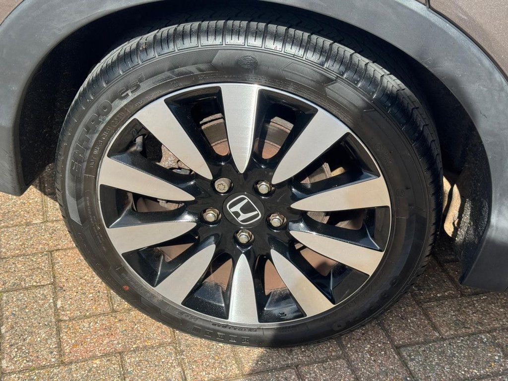 Used Honda Civic 2014 for sale - 78134120: Photo 32