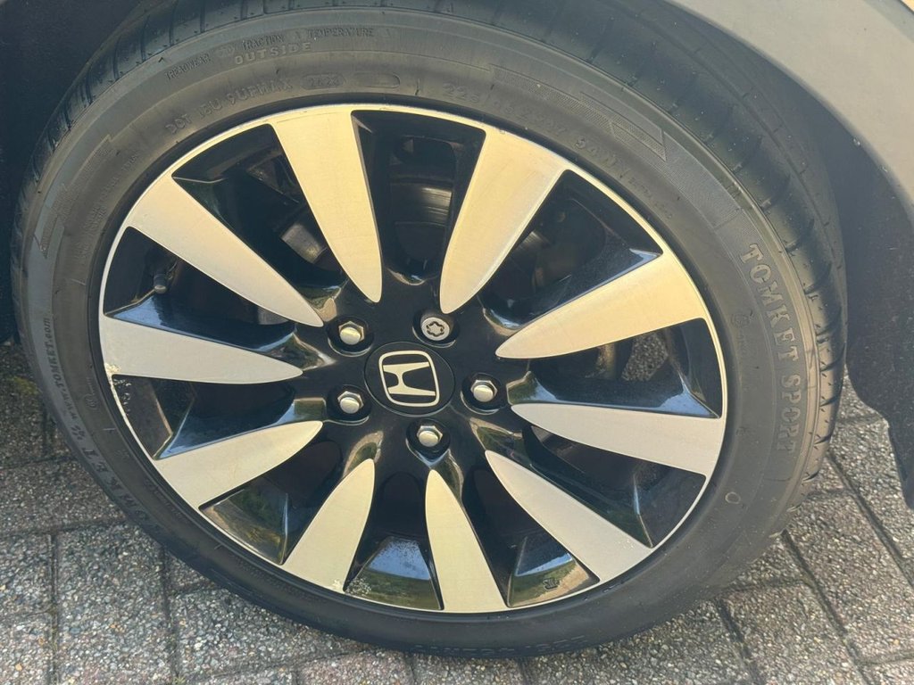 Used Honda Civic 2014 for sale - 78134120: Photo 36