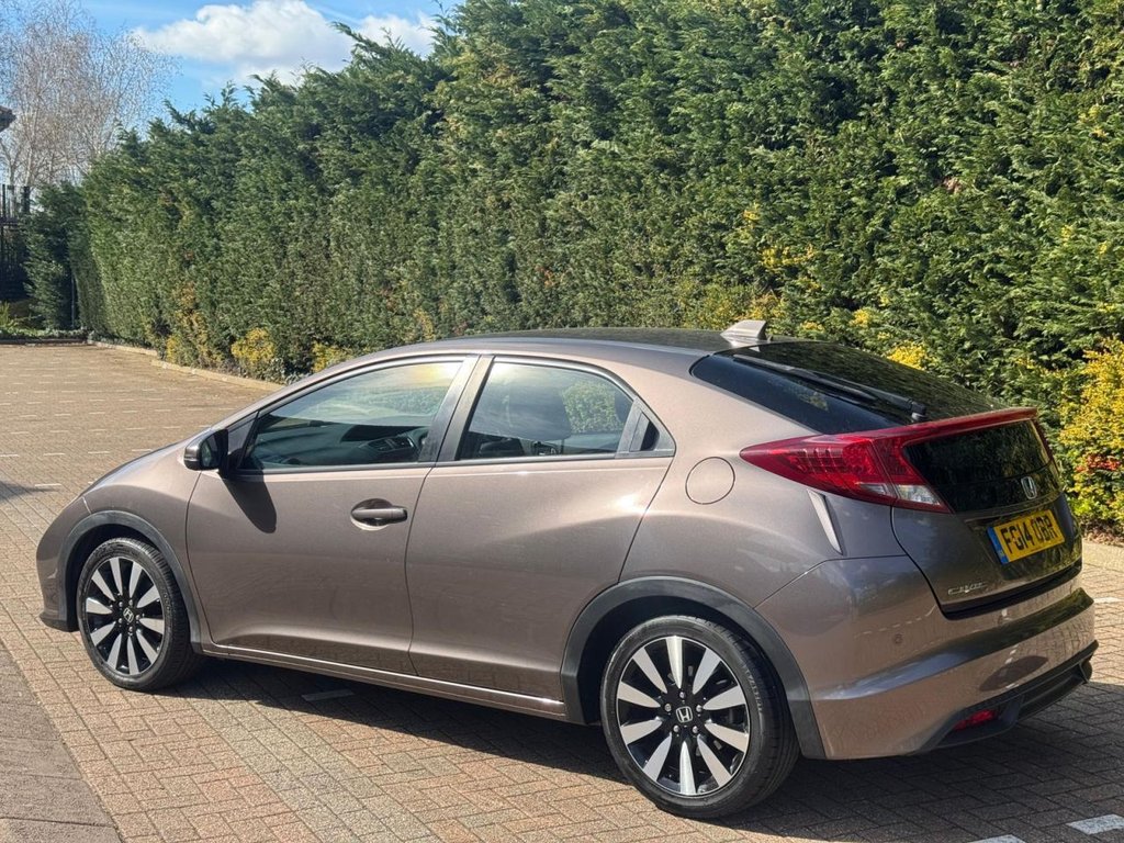 Used Honda Civic 2014 for sale - 78134120: Photo 5