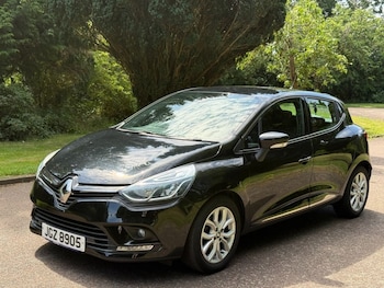Used Renault Clio 2017 for sale - 79032244: Photo
