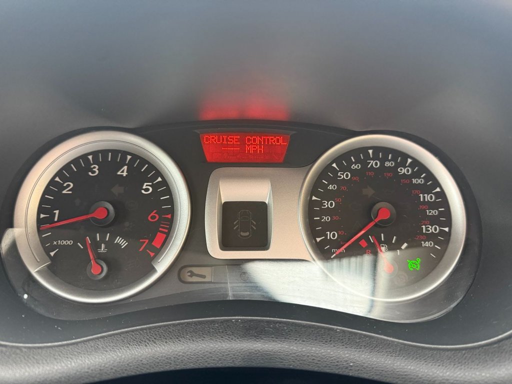 Used Renault Clio 2011 for sale - 77302184: Photo 19