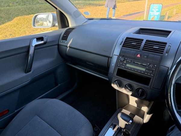Used Volkswagen Polo 2002 for sale - 76216882: Photo 31
