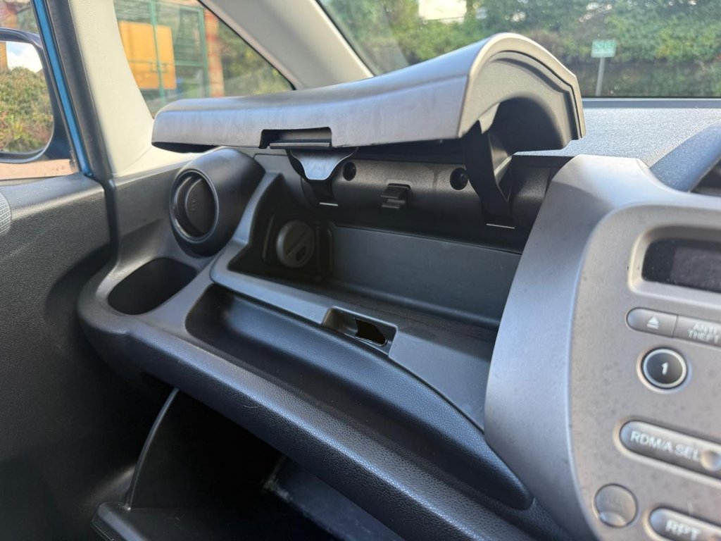 Used Honda Jazz 2009 for sale - 78002579: Photo 43