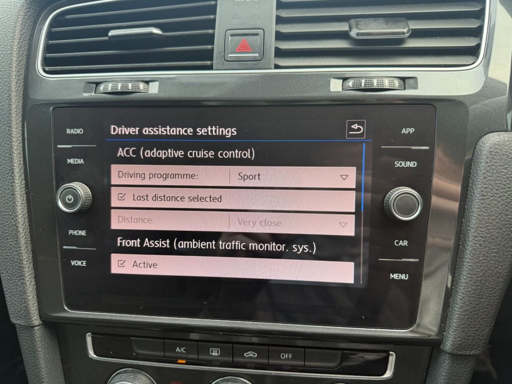 Used Volkswagen Golf 2018 for sale - 76367777: Photo 37