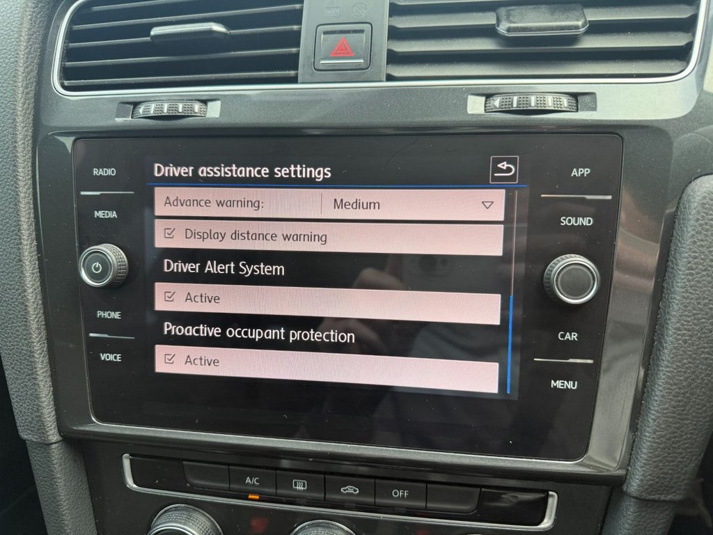 Used Volkswagen Golf 2018 for sale - 76367777: Photo 39