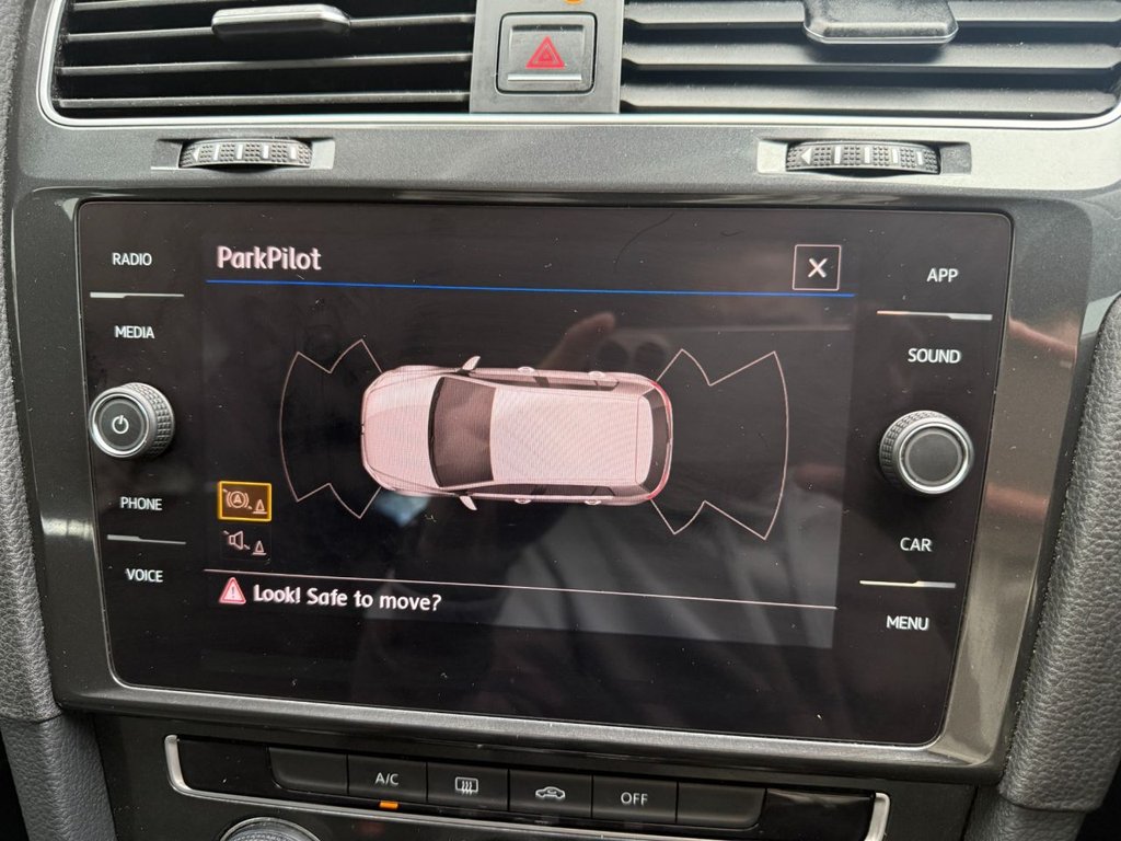 Used Volkswagen Golf 2018 for sale - 76367777: Photo 41