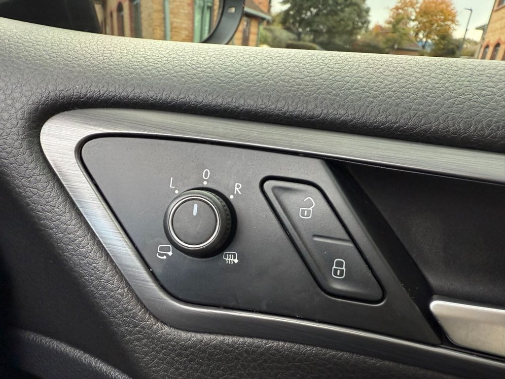 Used Volkswagen Golf 2018 for sale - 76367777: Photo 48