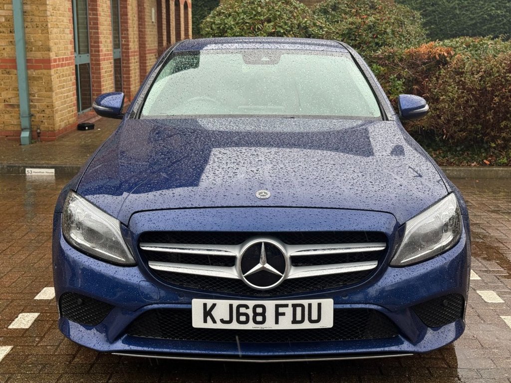 Used Mercedes-Benz C Class 2019 for sale - 76986316: Photo 2