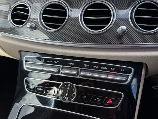 Used Mercedes-Benz E-Class 2018 for sale - 75383587: Photo 35