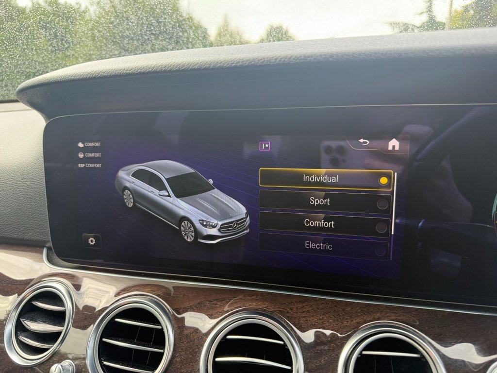 Used Mercedes-Benz E-Class 2020 for sale - 76147479: Photo 38
