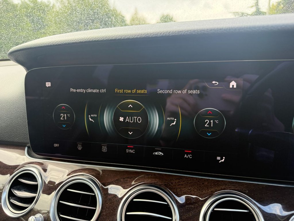 Used Mercedes-Benz E-Class 2020 for sale - 76147479: Photo 43