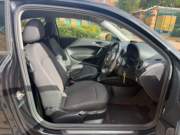 Used Audi A1 2013 for sale - 76190819: Photo 17