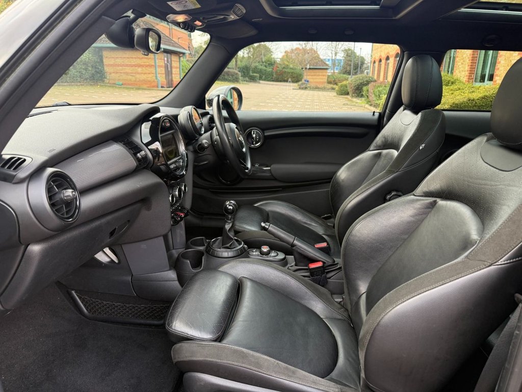 Used MINI Hatch 2015 for sale - 76851052: Photo 16