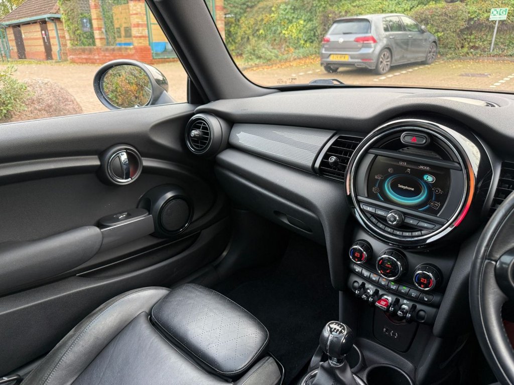 Used MINI Hatch 2015 for sale - 76851052: Photo 26