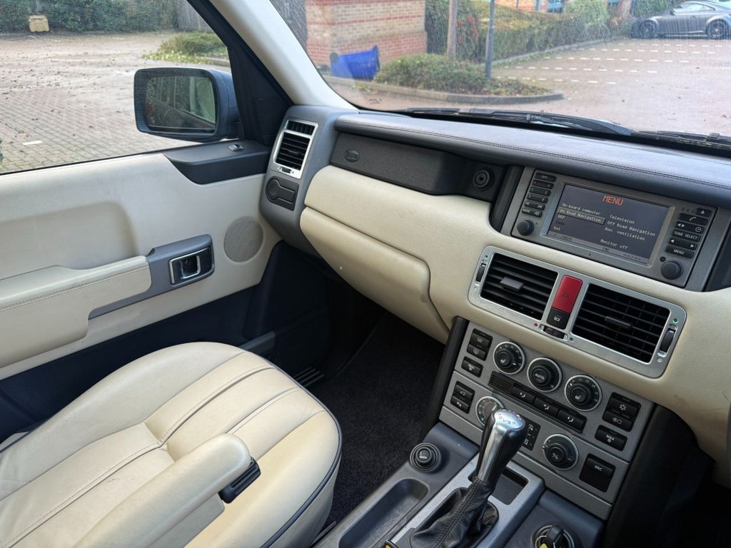 Used Land Rover Range Rover 2003 for sale - 76632536: Photo 33