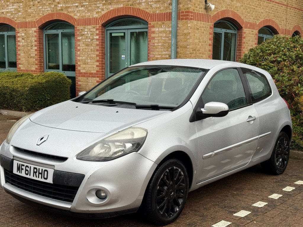 Used Renault Clio 2011 for sale - 76711124: Photo 3