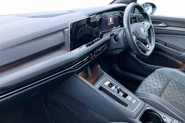 Used Volkswagen Golf 2021 for sale - 76777433: Photo 2