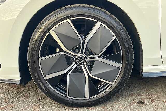 Used Volkswagen Golf 2025 for sale - 76510553: Photo 5