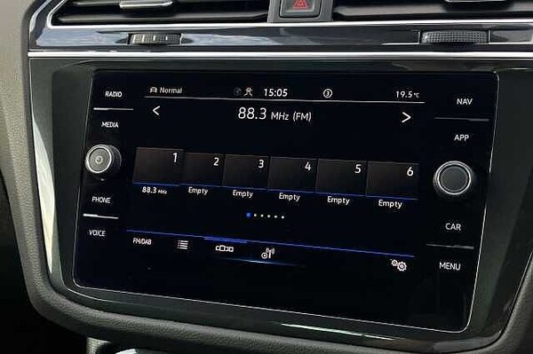 Used Volkswagen Tiguan 2023 for sale - 76019402: Photo 10