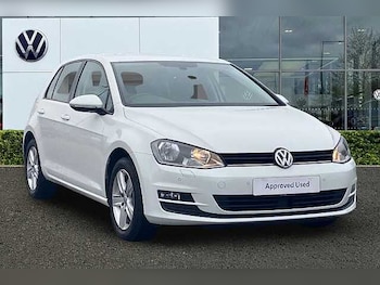 Volkswagen - Golf