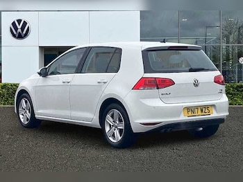Used Volkswagen Golf 2017 for sale - 76057594: Photo 3