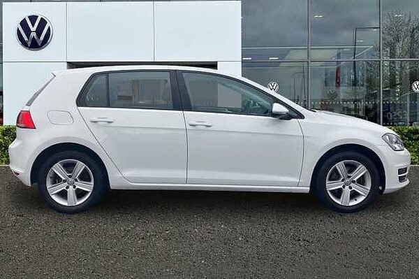 Used Volkswagen Golf 2017 for sale - 76057594: Photo 4
