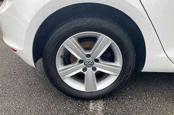 Used Volkswagen Golf 2017 for sale - 76057594: Photo 5