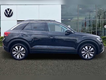 Used Volkswagen T-Roc 2024 for sale - 75323744: Photo