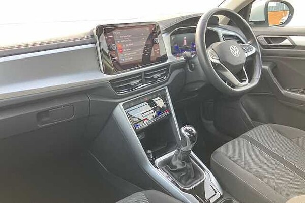 Used Volkswagen T-Roc 2023 for sale - 76119783: Photo 2
